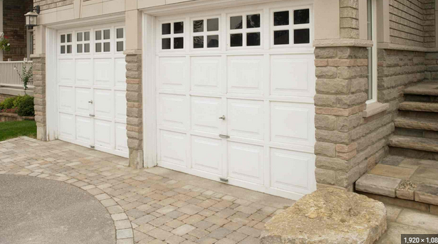Garage Door Not Cooperating? Count on Our Louisville Repair Team