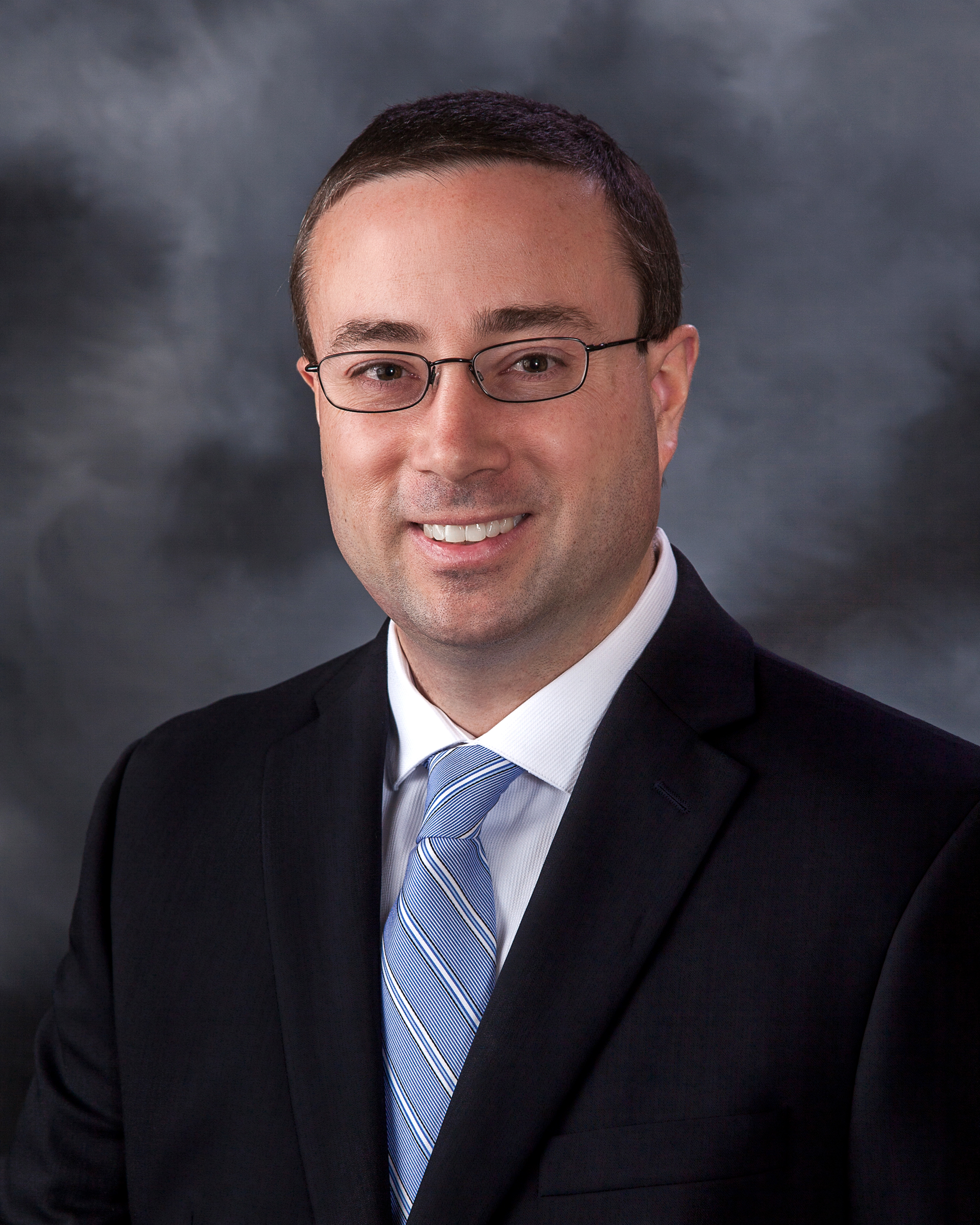 What Sets Dr Louis Krenn Apart as a Leading Board-Certified Family Medicine Physician?